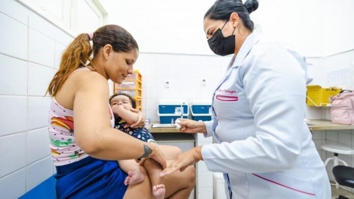 Multivacinação: Maceió inicia estratégia para atualizar cadernetas de crianças e adolescentes