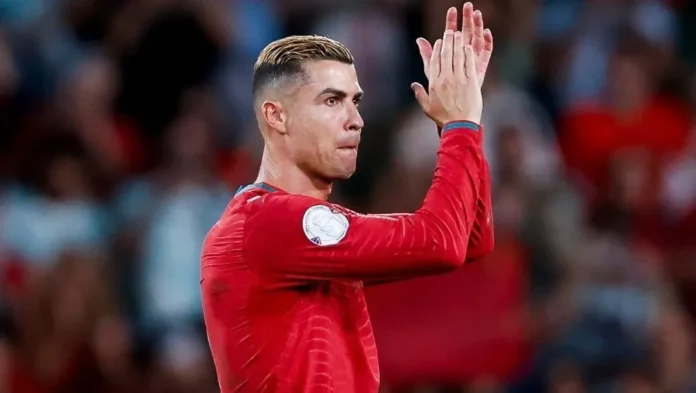 Cristiano Ronaldo é suspenso e multado após deixar seleção de Portugal