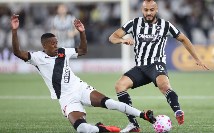 Jogador titular absoluto do Vasco sofre acidente de carro