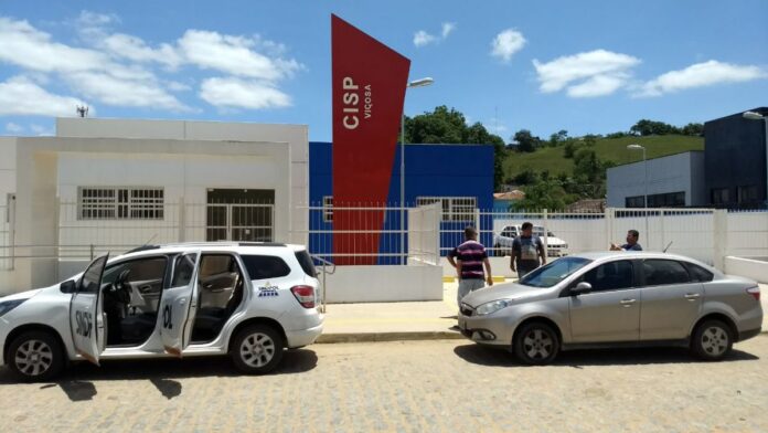 Mulher é asfixiada pelo companheiro após crise de ciúmes