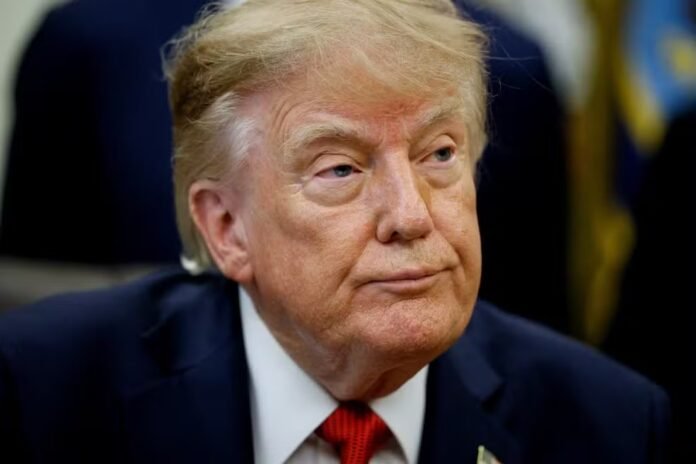 “Não vou me envolver”, diz Trump sobre fala de Flávio Bolsonaro