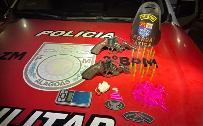PM apreende armas e drogas em operações no interior de Alagoas